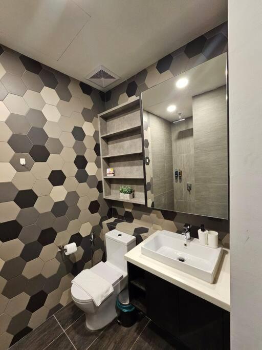 Stylish Ceylonz Near Bukit Bintang 4pax Pangsapuri