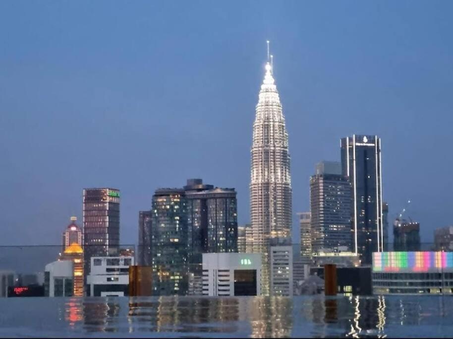 Pangsapuri Stylish Ceylonz Near Bukit Bintang 4pax
